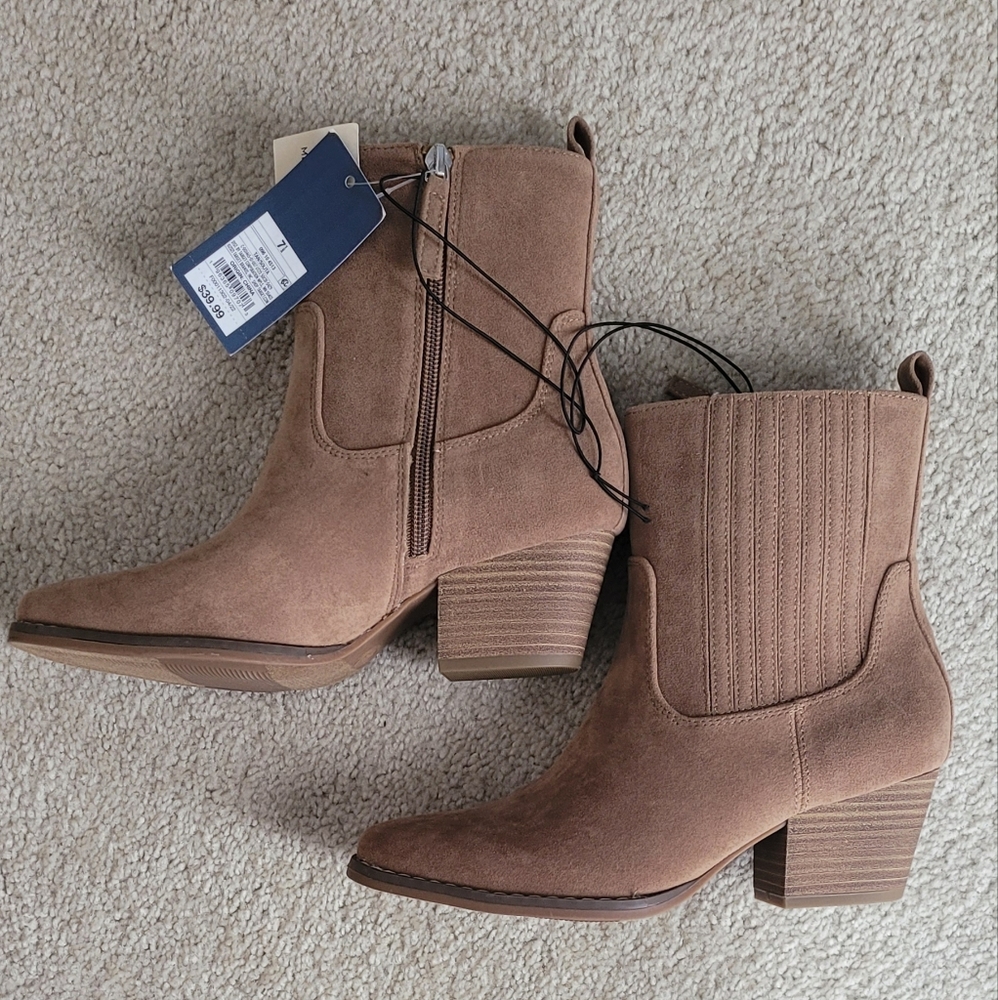 🔥NWT🔥SZ 7.5 Solita Western Boots - Universal Thread - Picture 4 of 12